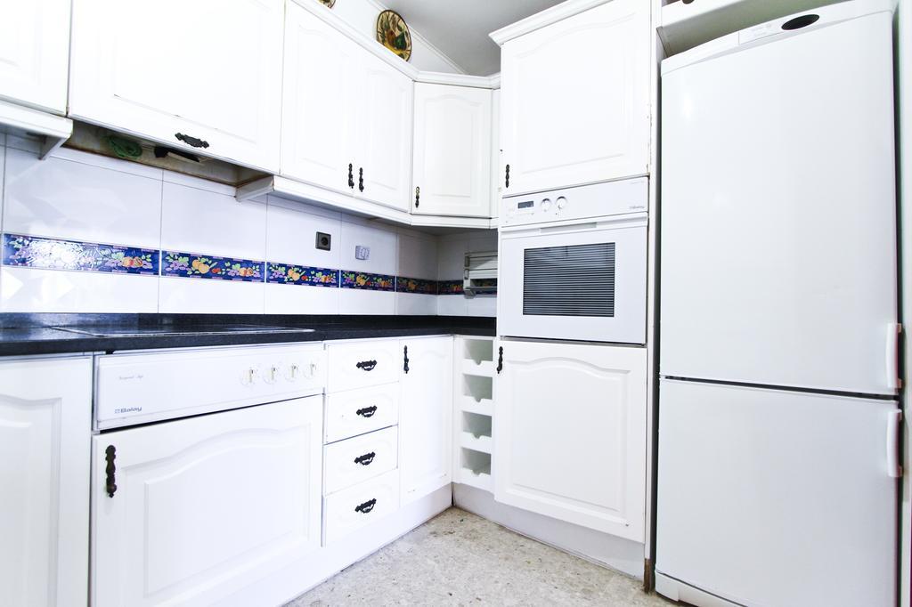 Eva Vendrell Planet Costa Dorada Apartment Salou Phòng bức ảnh
