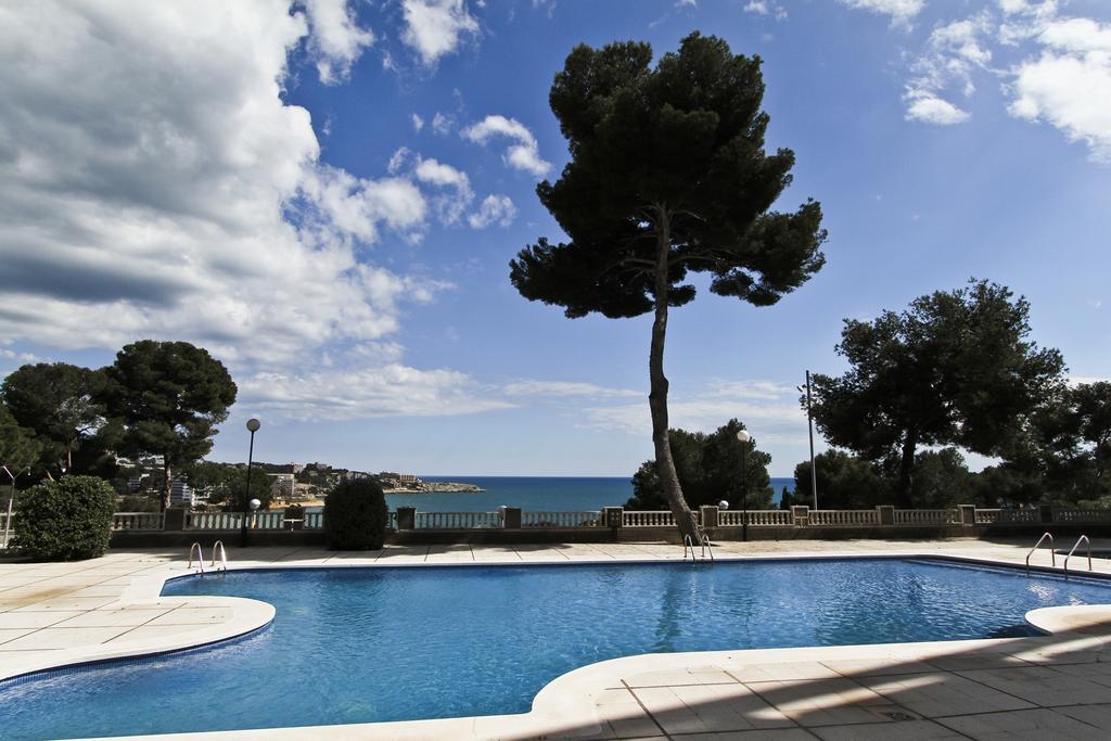 Eva Vendrell Planet Costa Dorada Apartment Salou Phòng bức ảnh