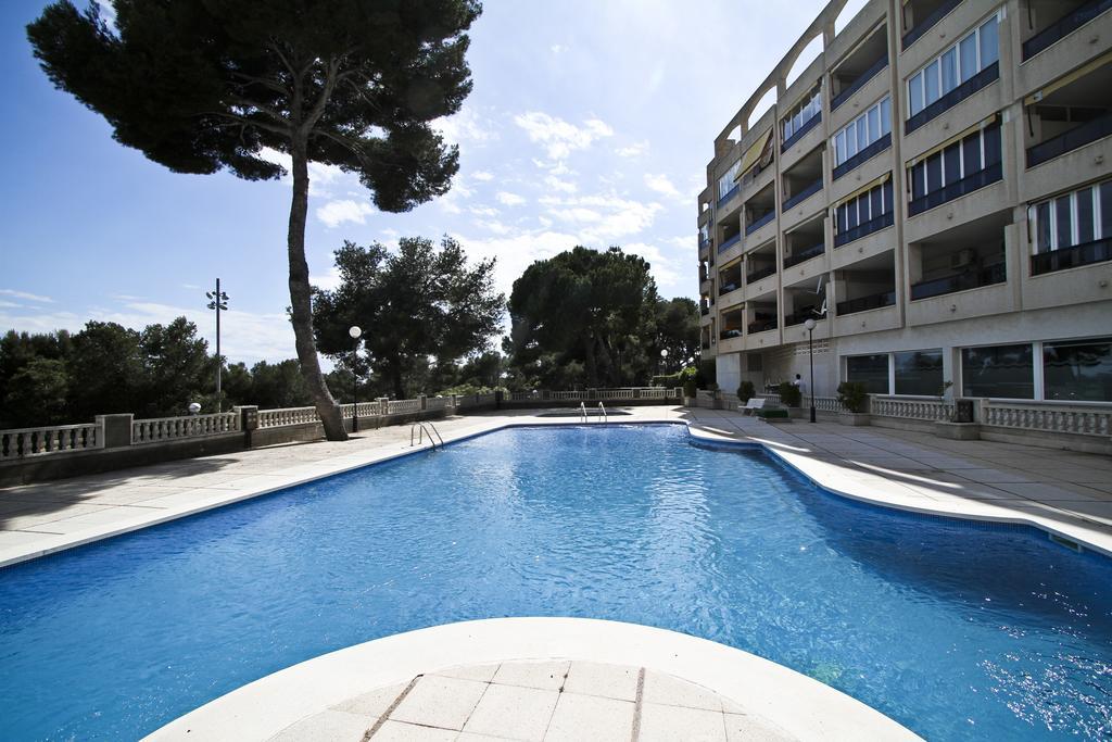Eva Vendrell Planet Costa Dorada Apartment Salou Phòng bức ảnh